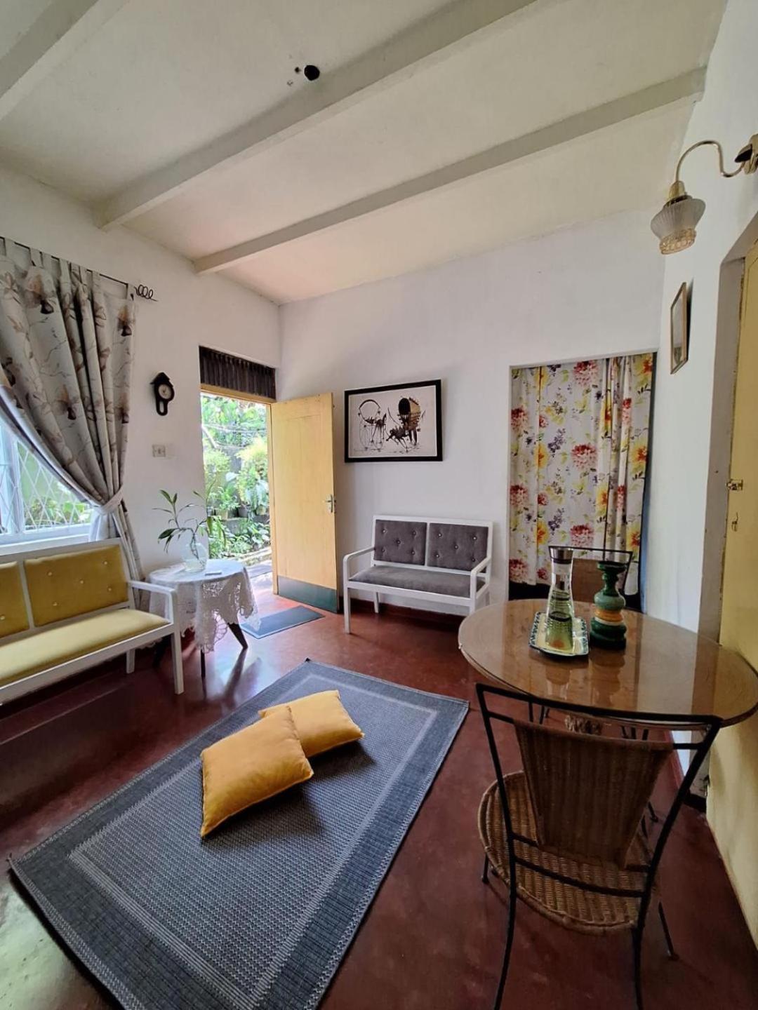 Idor Holidays Sri Jayewardenepura Kotte Exterior foto